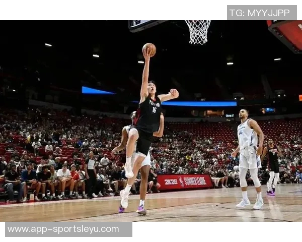 杨瀚森表现惊艳18分10篮板4助攻登上微博热搜榜第九引发热议